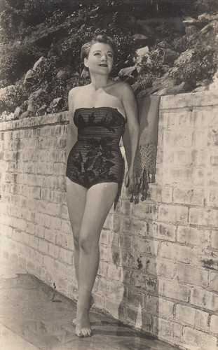 Anne Baxter