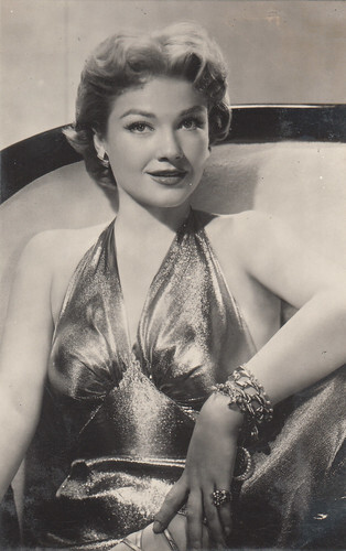 Anne Baxter