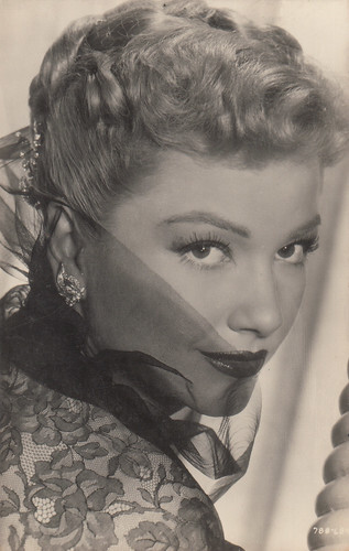 Anne Baxter