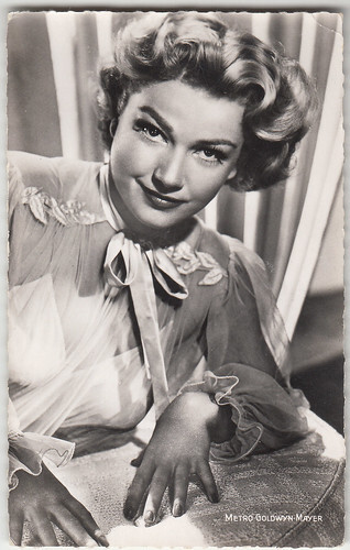Anne Baxter