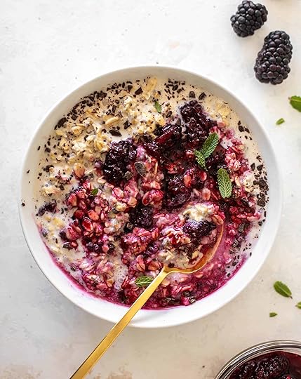 blackberry chip overnight oats