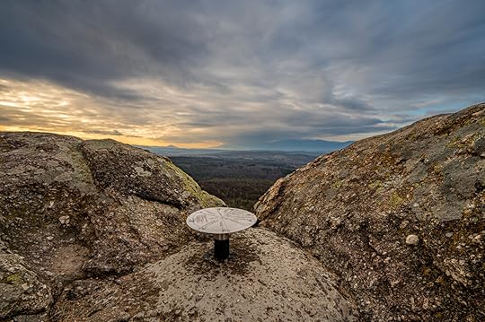Гледка от Мегалита в Бузовград