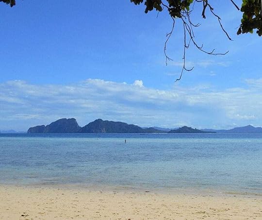 The sandbars of Koh Kradan Thailand are accessible at low tide 