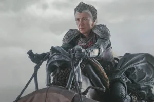 Promotional Image of Eve Best as Princess Rhaenys Targaryen in HBO's House of the Dragon 
