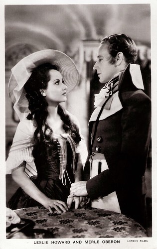 Leslie Howard and Merle Oberon in The Scarlet Pimpernel (1934)