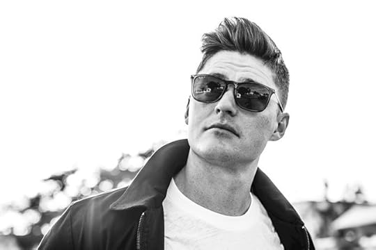 Singer-songwriter Spencer Skyline