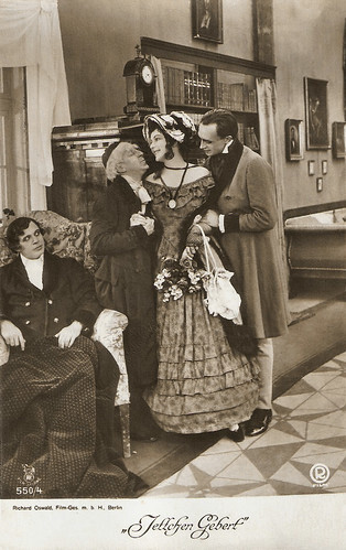 Conrad Veidt and Mechthildis Thein in Jettchen Gebert (1918)