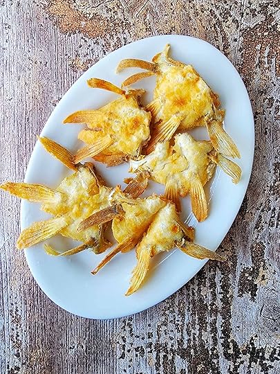 A platter of walleye wings, ready to eat.