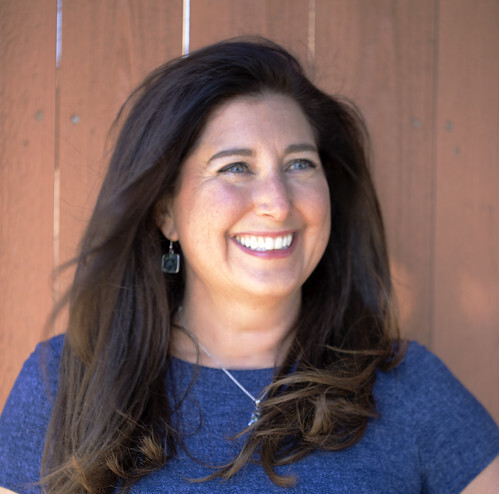 From Journeys to Classrooms and Back Again: Travel Writer Lisa Niver���s Tips and Tales