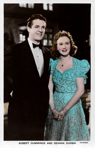 Robert Cummings and Deanna Durbin in Three Smart Girls (1936)