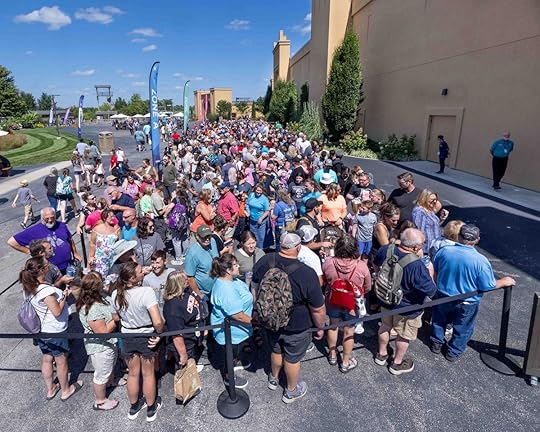 Ark Encounter crowd