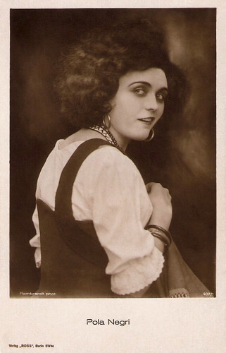 Pola Negri