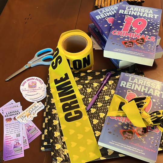 19 CRIMINALS Goodreads Giveaway