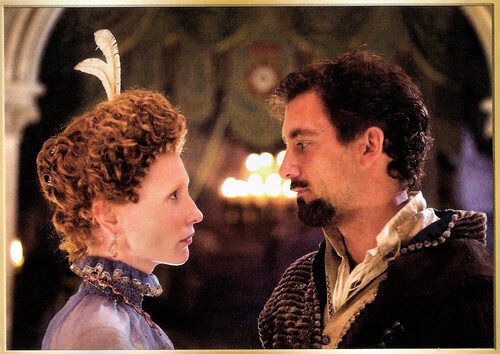 Cate Blanchett and Clive Owen in Elizabeth The Golden Age (2007)