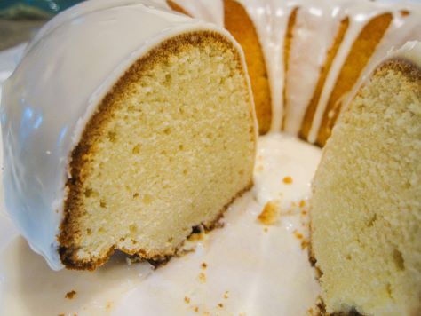 Bready or Not: Maple Bundt Cake with Maple Icing