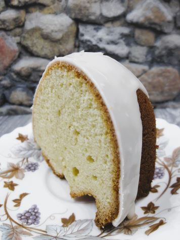 Bready or Not: Maple Bundt Cake with Maple Icing