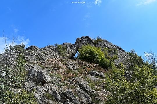 Скален феномен 