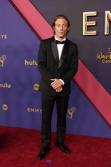 Jeremy Allen White attends the 76th Primetime Emmy Awards