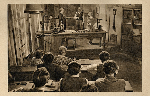 Peter Voss, Albert Lieven and Hertha Thiele in Reifende Jugend (1933)