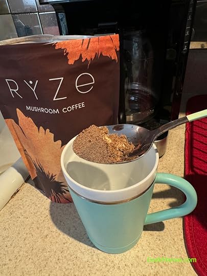 ryze mushroom coffee serving
