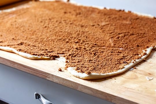 magical cinnamon buns-04