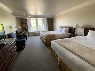 guest room at Historic Santa Maria Inn in Santa Maria, California
