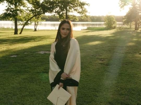 Unveiling the Surroundings of Vlassof Cay