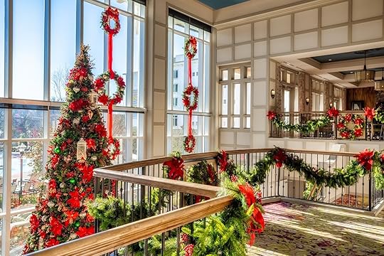 dollywood at christmas - hotel decorations