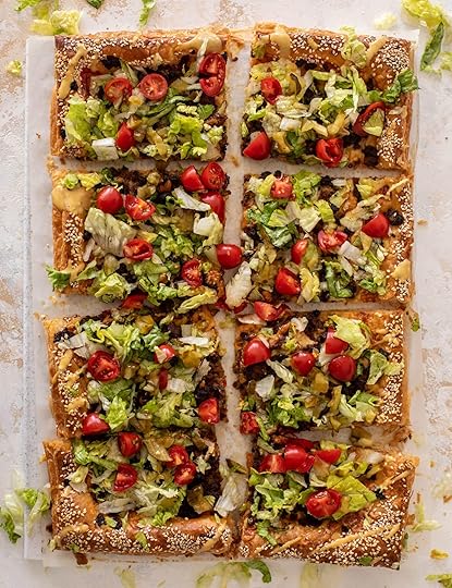 cheeseburger puff pastry pizza