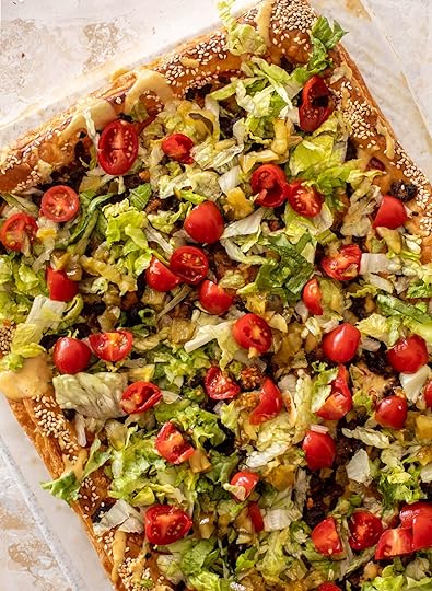 cheeseburger puff pastry pizza