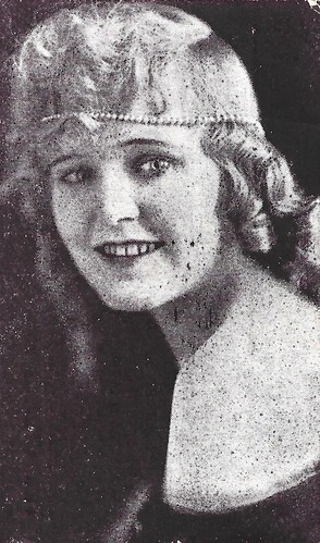 The Secret of the Submarine (1916)