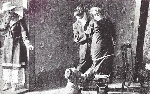 The Secret of the Submarine (1916)