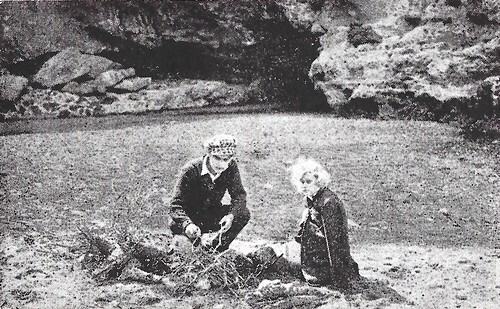 The Secret of the Submarine (1916)