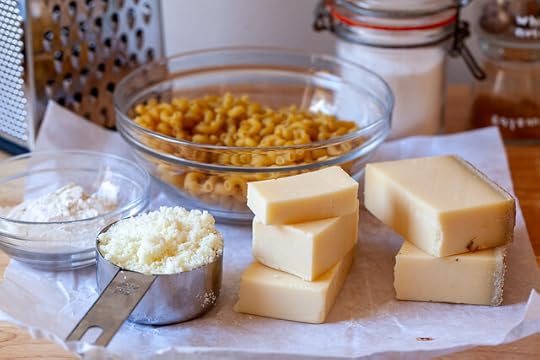 skillet baked mac and cheese-01