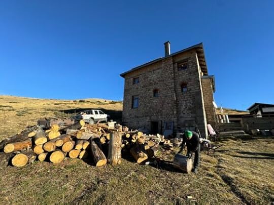 Доброволческа акция на хижа