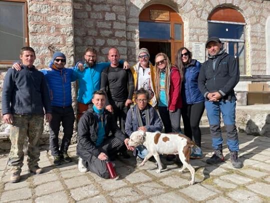 Доброволческа акция на хижа