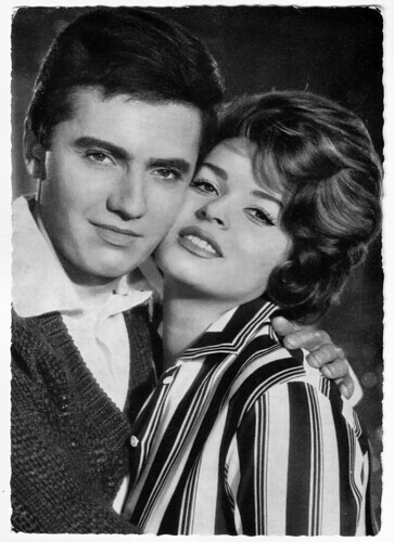 Senta Berger and Rex Gildo in O sole mio (1960)