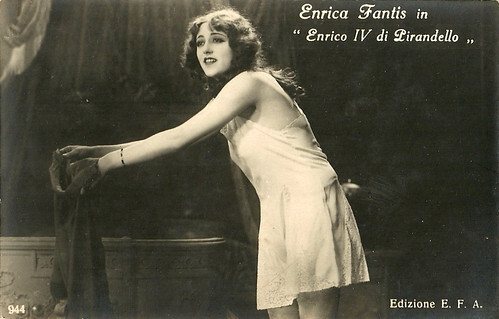 Enrica Fantis in Die Flucht in die Nacht