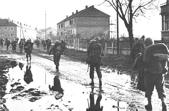 Men of US 5th Infantry Division in Metz, France, 18 Nov 1944 (US Army Center of Military History)