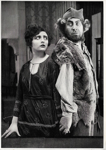 Pola Negri and Emil Jannings in Vendetta (1919)