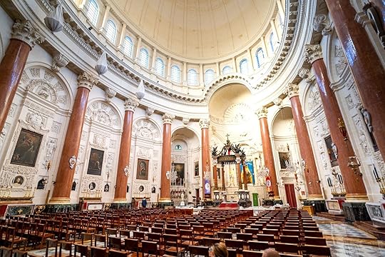 Valletta walking tour: Basilica of Our Lady of Mount Carmel