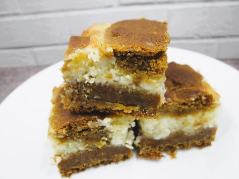 Bready or Not: Gingerbread Cookie Cheesecake Bars