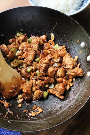 chicken cashew stir-fry