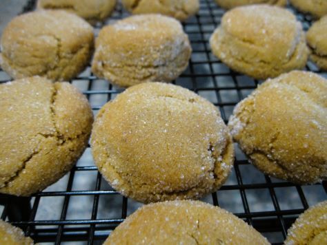 Bready or Not Original: Chai Crinkle Cookies