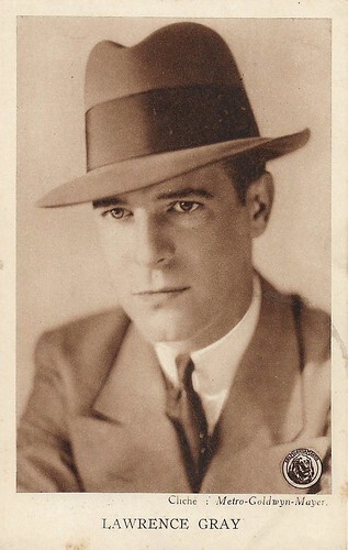 Lawrence Gray, Kivou