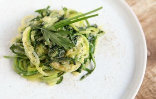 Courgetti met kruidenboter