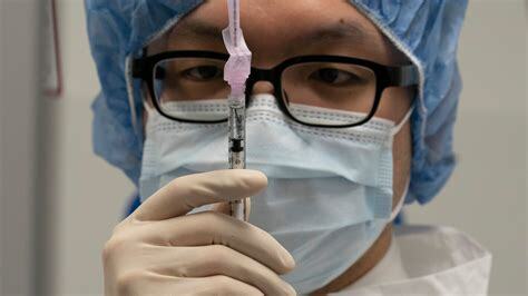 COVID update: Pfizer vaccine under FDA review; US deaths hit record