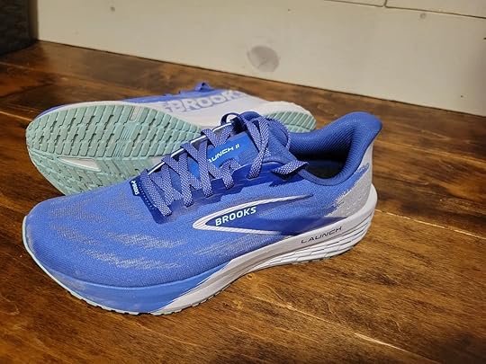 Brooks Launch 11