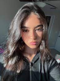 Hispanic Girl with Messy Hair Meme | TikTok