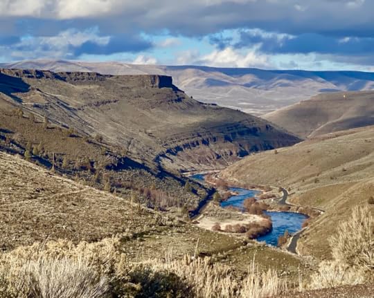 View of the Deschutes River from Maupin, Oregon.